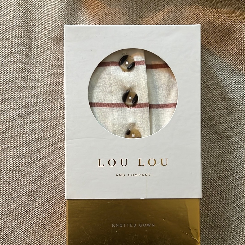 Lou Lou and Company Baby Knotted Welcome Gown